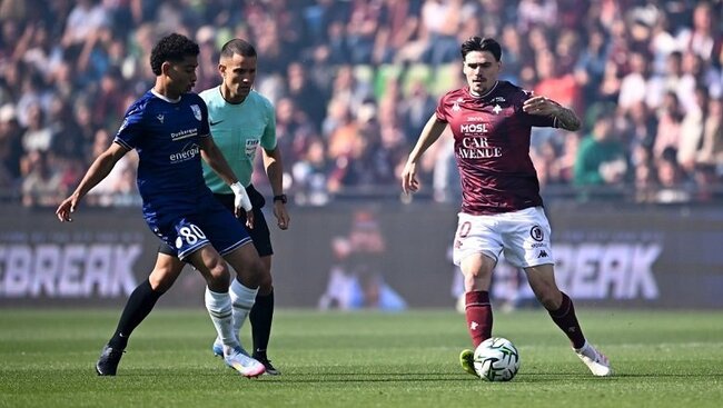 Soi kèo Reims vs Metz, 01h30 30/05/2025 2 Màn so tài Reims vs Metz
